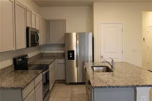 17567 Crescent Moon Loop, Bradenton, FL 34211 - Photo 4