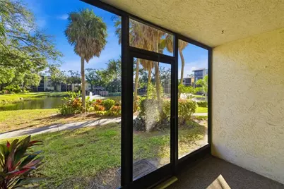 425 30th Avenue W #C112, Bradenton, FL 34205 - Photo 2