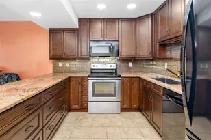425 30th Ave W, Bradenton, FL 34205 - Photo 6