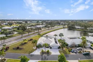 402 Devonshire Ln, Venice, FL 34293 - Photo 48