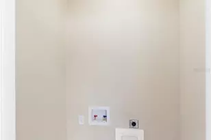 1715 6th Ave W, Bradenton, FL 34205 - Photo 44