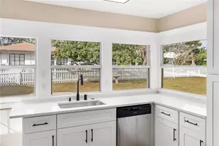 1715 6th Ave W, Bradenton, FL 34205 - Photo 4