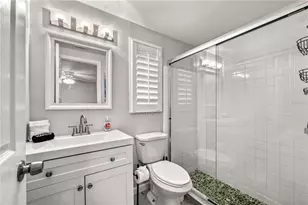 1123 Crescent St, Sarasota, FL 34242 - Photo 14