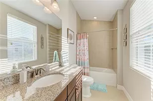 339 Sapphire Lake Dr, Bradenton, FL 34209 - Photo 34