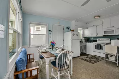 10315 Cortez Road W #12-3, Bradenton, FL 34210 - Photo 2