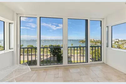 555 S Gulfstream Avenue #804, Sarasota, FL 34236 - Photo 16