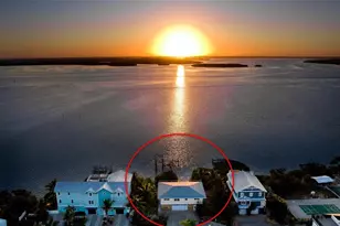 2512 Ave A, Bradenton Beach, FL 34217 - Photo 2