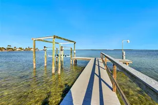 2512 Ave A, Bradenton Beach, FL 34217 - Photo 4