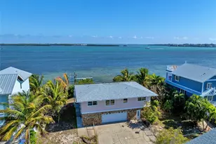 2512 Ave A, Bradenton Beach, FL 34217 - Photo 14