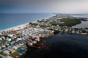 2512 Ave A, Bradenton Beach, FL 34217 - Photo 16