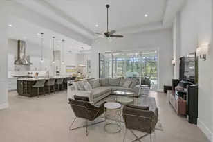 960 Highland Cir, Nokomis, FL 34275 - Photo 8