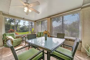 1222 Golfview Woods Dr, Sun City Center, FL 33573 - Photo 10