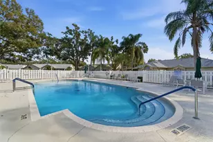 1222 Golfview Woods Dr, Sun City Center, FL 33573 - Photo 2