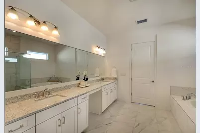 8066 Redonda Loop, Bradenton, FL 34202 - Photo 14