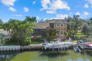 611 Tremont St, Sarasota, FL 34242 - Photo 6