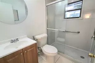 5416 Desoto Pl, Sarasota, FL 34234 - Photo 12