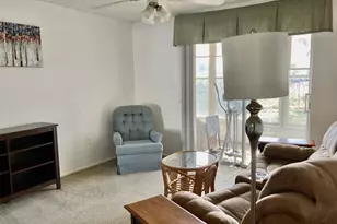 304 47th Ave Dr W, Bradenton, FL 34207 - Photo 2