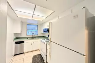 6031 Arlene Way, Bradenton, FL 34207 - Photo 6