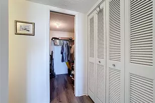 6415 Midnight Pass Rd, Sarasota, FL 34242 - Photo 24