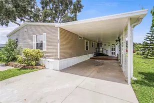 420 49th Street E, Palmetto, FL 34221 - Photo 4