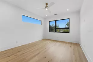 2450 Hawthorne St, Sarasota, FL 34239 - Photo 22