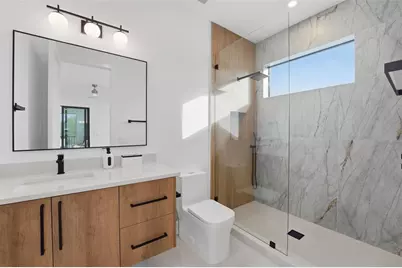 2450 Hawthorne Street, Sarasota, FL 34239 - Photo 36