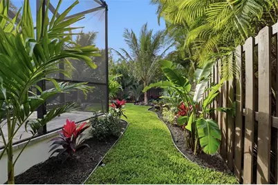 2450 Hawthorne Street, Sarasota, FL 34239 - Photo 56