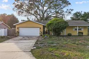 2728 York St N, Saint Petersburg, FL 33710 - Photo 1