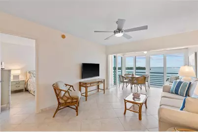 4310 Falmouth Drive #304, Longboat Key, FL 34228 - Photo 4