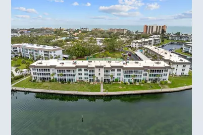 4310 Falmouth Drive #304, Longboat Key, FL 34228 - Photo 2