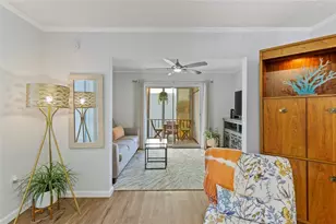 3873 Lake Bayshore Dr, Bradenton, FL 34205 - Photo 10