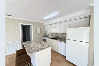 2701 Hidden Lake Drive N #G, Sarasota, FL 34237 - Photo 8