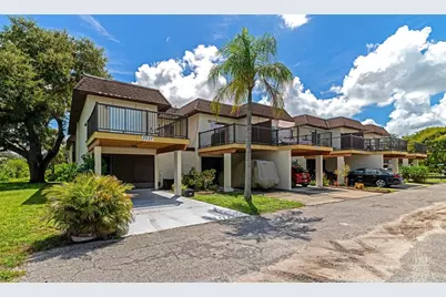 3225 Ramblewood Drive, Sarasota, FL 34237 - Photo 2