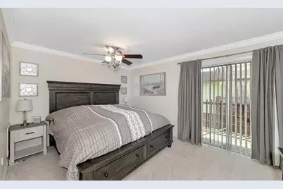 3225 Ramblewood Drive, Sarasota, FL 34237 - Photo 30