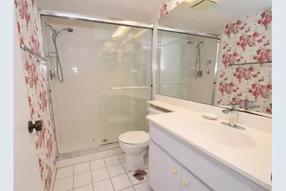 1518 Pelican Point Drive #BA156, Sarasota, FL 34231 - Photo 12