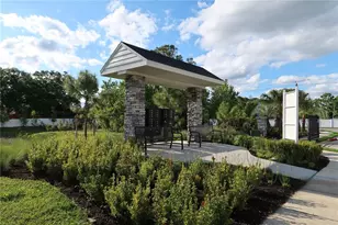 2555 Fireflag Ln, Sarasota, FL 34232 - Photo 2