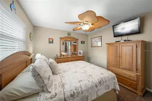 8465 Cypress Lake Cir, Sarasota, FL 34243 - Photo 20