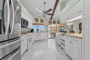 1447 Gleneagles Dr, Venice, FL 34292 - Photo 4