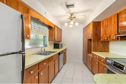 565 Reading Street NW, Port Charlotte, FL 33952 - Photo 10