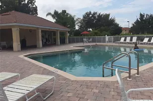 3740 82nd Ave Cir E, Sarasota, FL 34243 - Photo 26