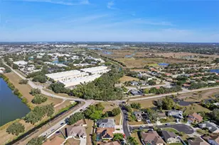 2304 Seattle Slew Dr, Sarasota, FL 34240 - Photo 50