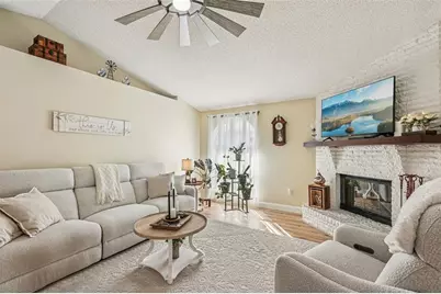 2304 Seattle Slew Drive, Sarasota, FL 34240 - Photo 8