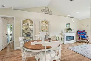 2304 Seattle Slew Dr, Sarasota, FL 34240 - Photo 14