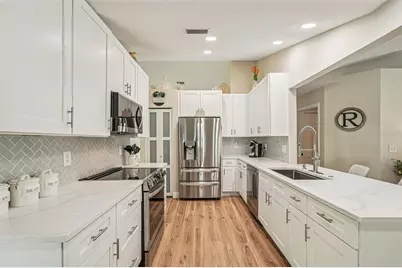 2304 Seattle Slew Drive, Sarasota, FL 34240 - Photo 14
