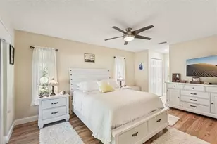 2304 Seattle Slew Dr, Sarasota, FL 34240 - Photo 24