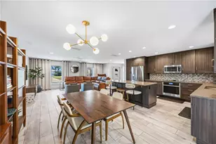 2117 Riviera Dr, Sarasota, FL 34232 - Photo 10