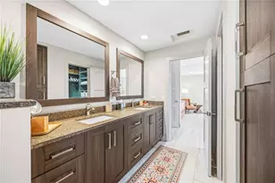 2117 Riviera Dr, Sarasota, FL 34232 - Photo 18