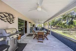 2117 Riviera Dr, Sarasota, FL 34232 - Photo 38