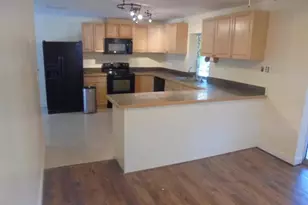 5033 Lords Ave, Sarasota, FL 34231 - Photo 2