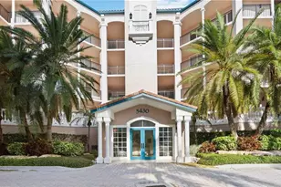 5430 Eagles Point Cir, Sarasota, FL 34231 - Photo 2